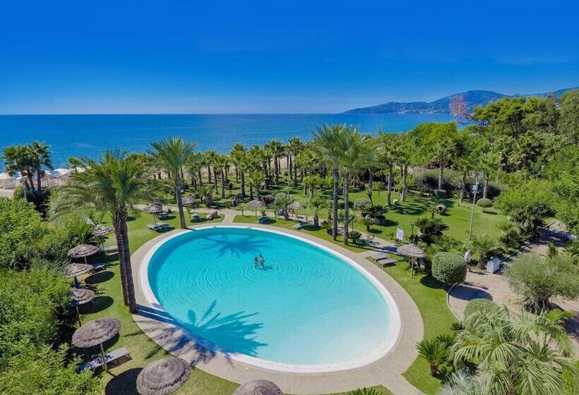 בית מלון כפרי Olimpia Cilento Resort