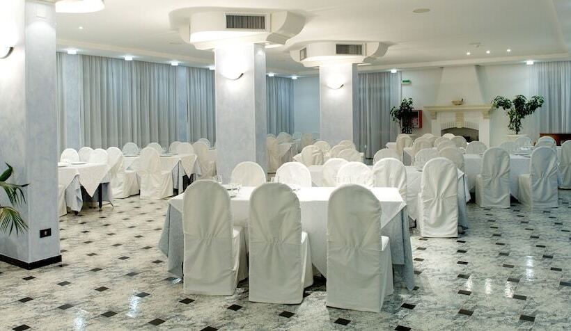 فندق Orsa Maggiore