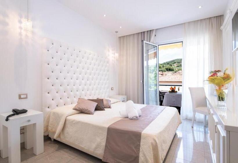 בית מלון כפרי Platani