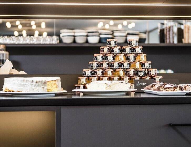 בית מלון כפרי Post Alpine Cityflair