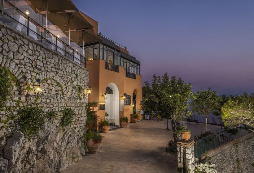 فندق Punta Tragara