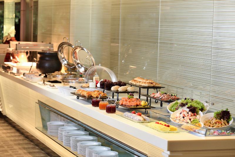 فندق Regal Kowloon