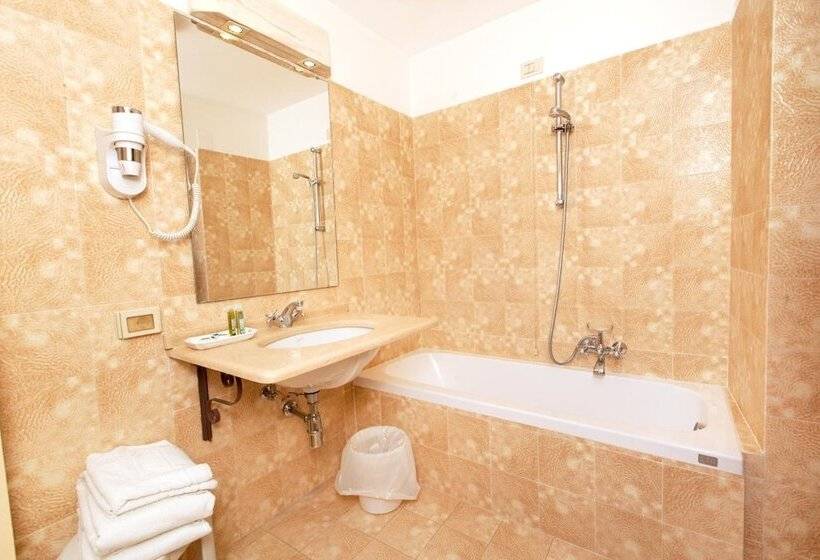 فندق Relais La Fattoria