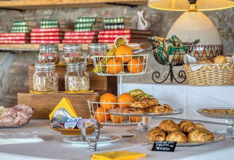 בית מלון כפרי Relais La Fattoria