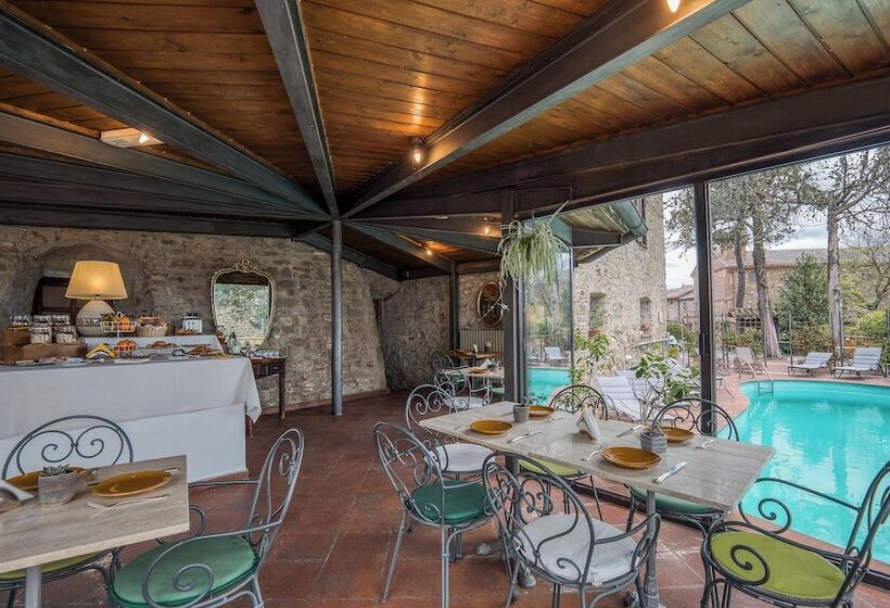 בית מלון כפרי Relais La Fattoria