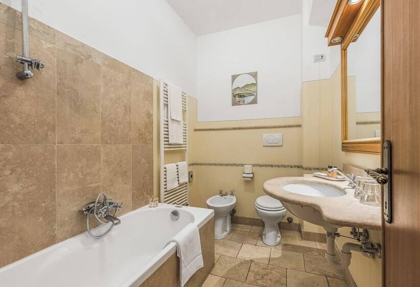 בית מלון כפרי Relais La Fattoria