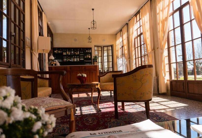 فندق Villa Cornér Della Regina