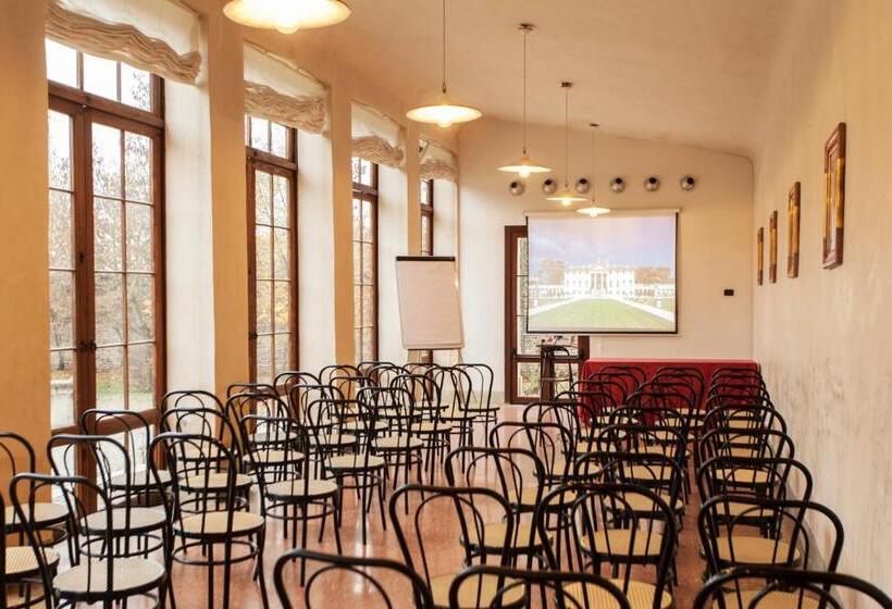 فندق Villa Cornér Della Regina