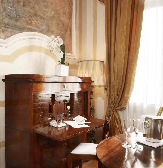 فندق Villa Cornér Della Regina