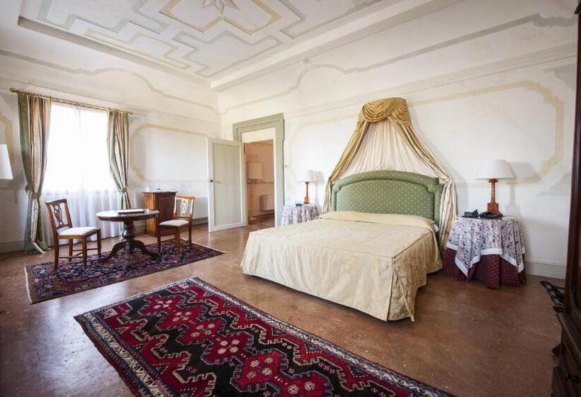 בית מלון כפרי Villa Cornér Della Regina