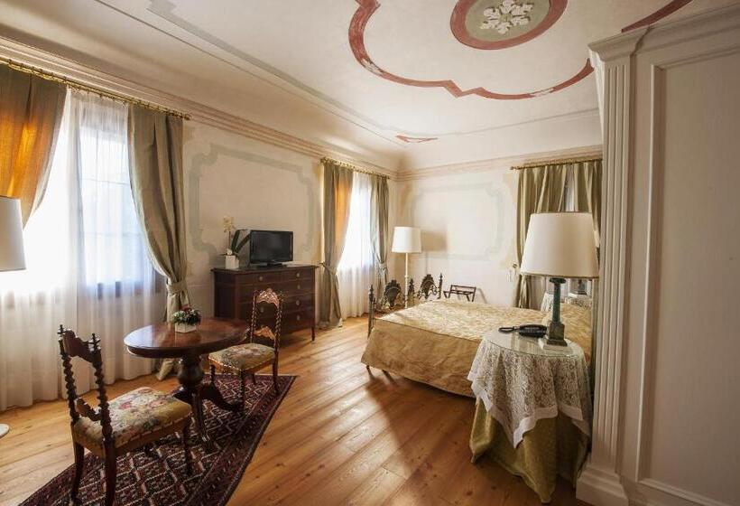 فندق Villa Cornér Della Regina