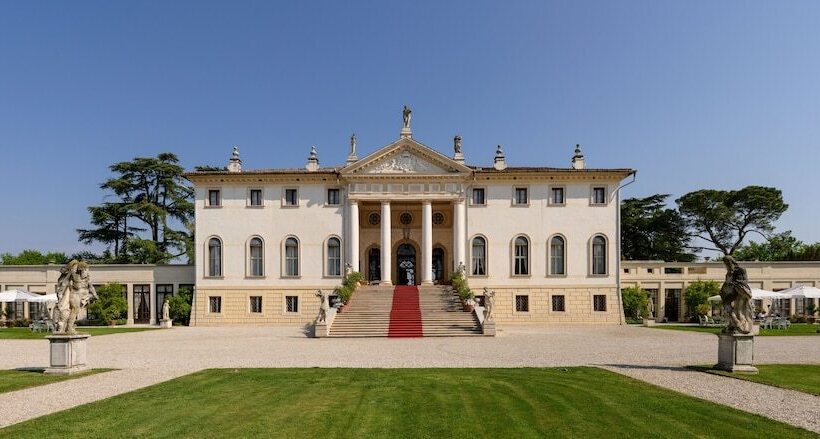 בית מלון כפרי Villa Cornér Della Regina