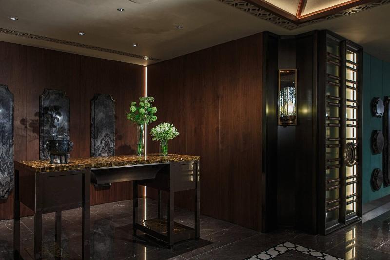 هتل Renaissance Hong Kong Harbour View