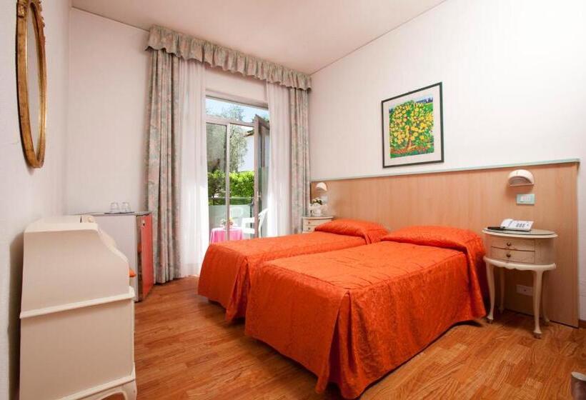 酒店 Residence Rely