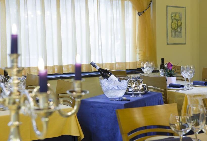 Отель Ristorante Toscana