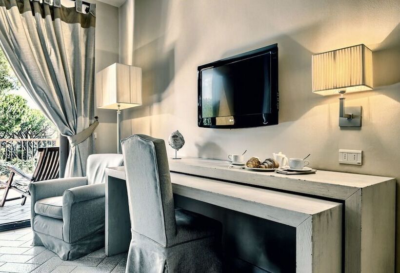 ホテル Roccamare Resort Casa Di Ponente