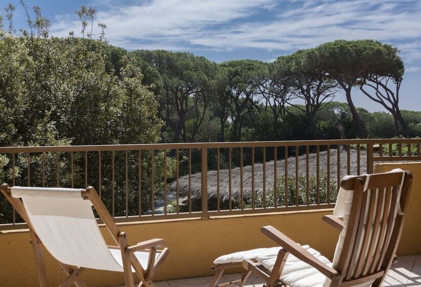 ホテル Roccamare Resort Casa Di Ponente