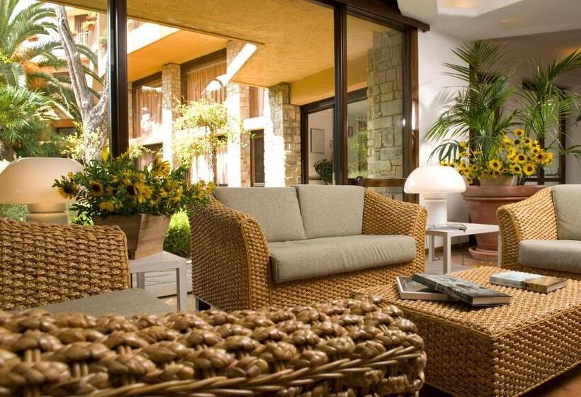 ホテル Roccamare Resort Casa Di Ponente