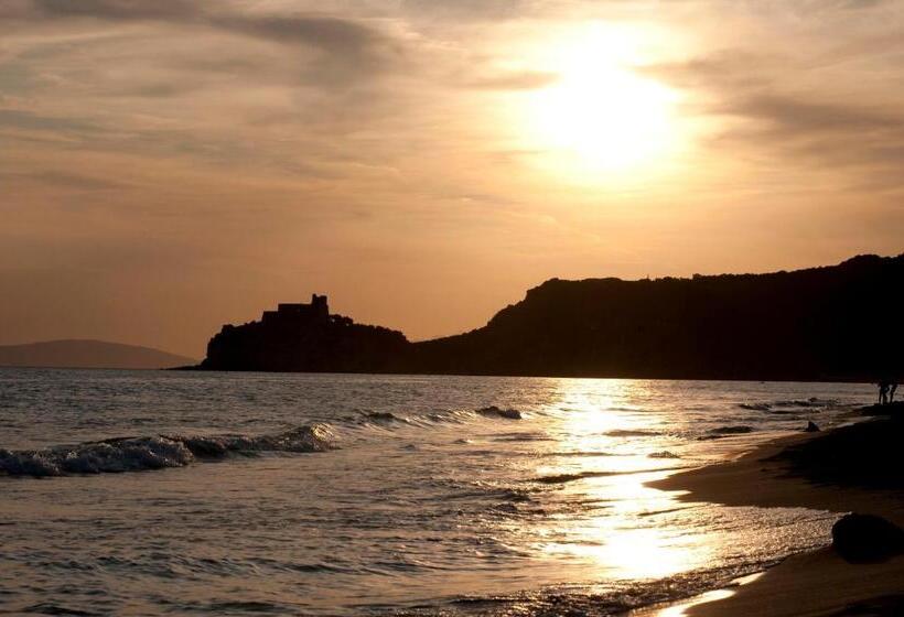 ホテル Roccamare Resort Casa Di Ponente