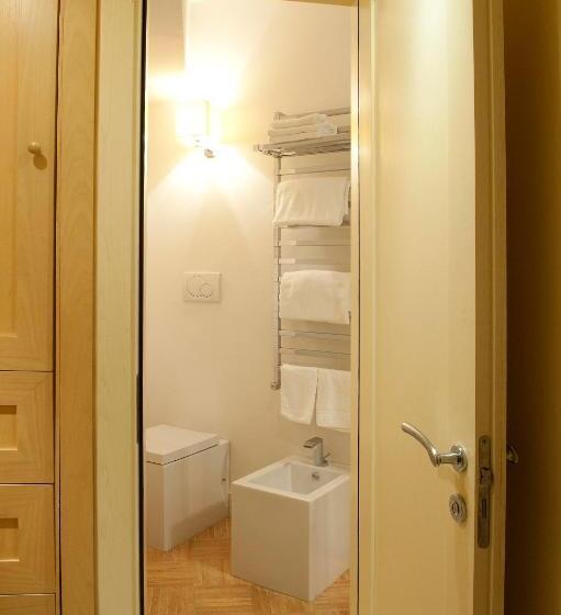 ホテル Roccamare Resort Casa Di Ponente