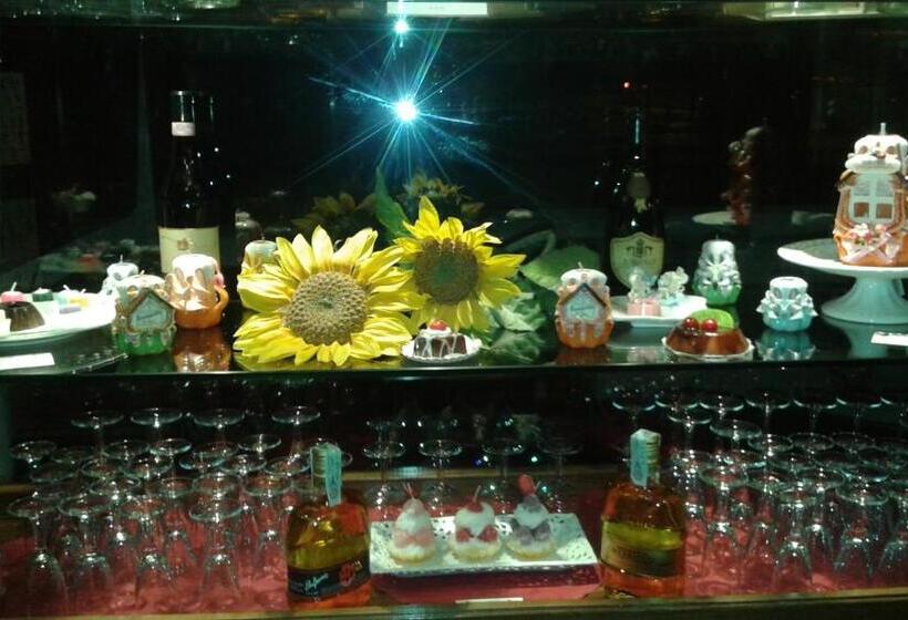 Отель Rosa Serenella