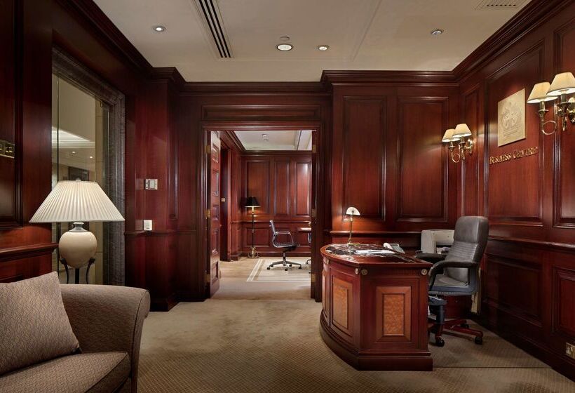 هتل The Royal Garden