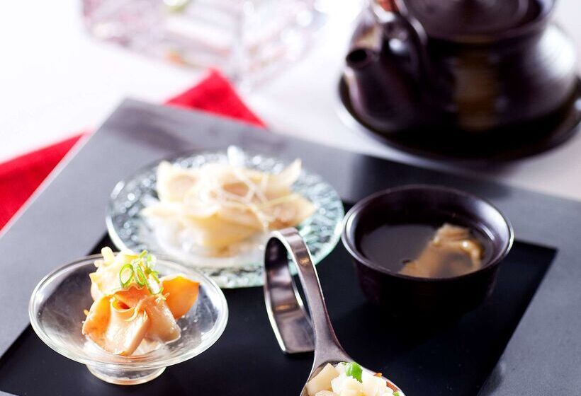 هتل The Royal Garden