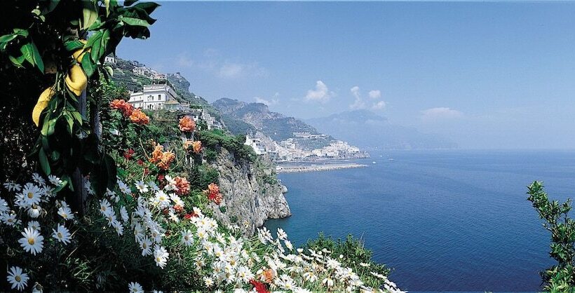 Отель Santa Caterina