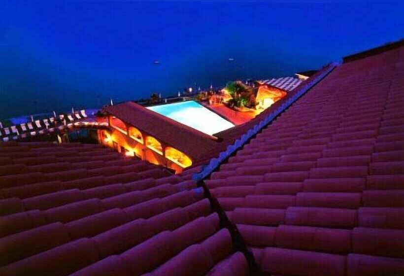 בית מלון כפרי Santa Tecla Palace