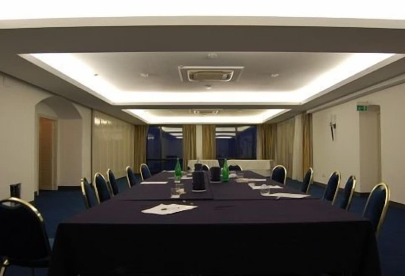 酒店 Santa Tecla Palace