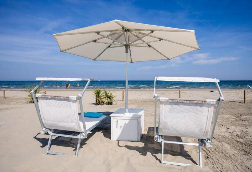 酒店 Saraceno Resort With Private Beach