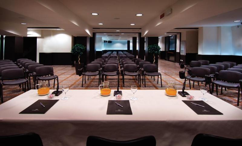 Sardegna Hotel Suites & Restaurant