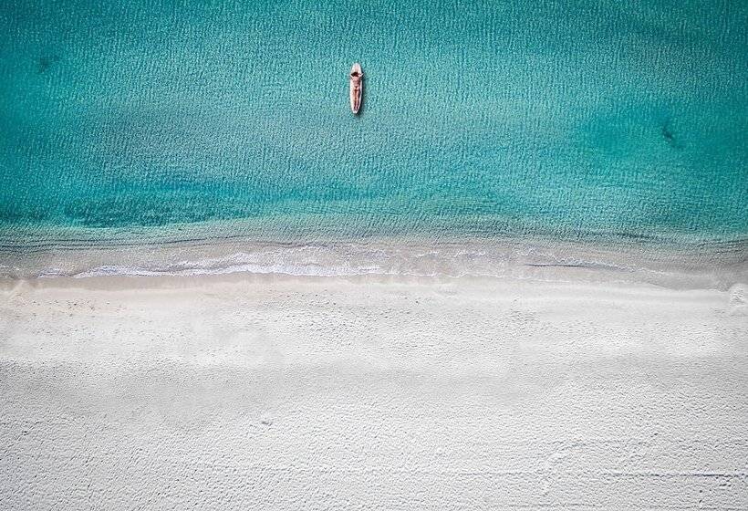 Sardegna Hotel Suites & Restaurant