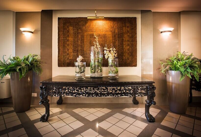 Sardegna Hotel Suites & Restaurant