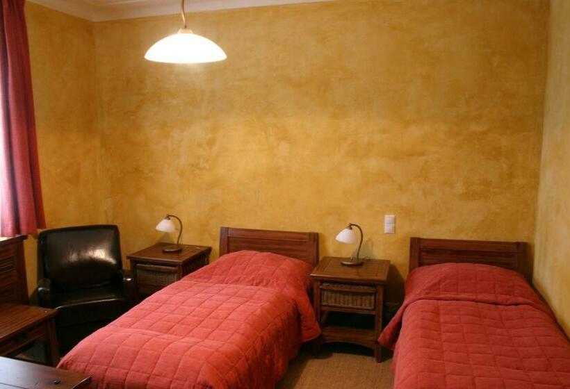 호텔 Sarlóspuszta Club