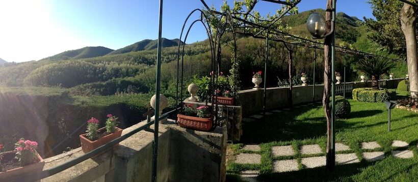 בית מלון כפרי Scapolatiello