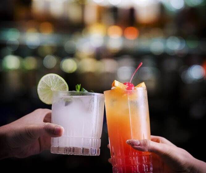 Sheraton Hong Kong Hotel & Towers