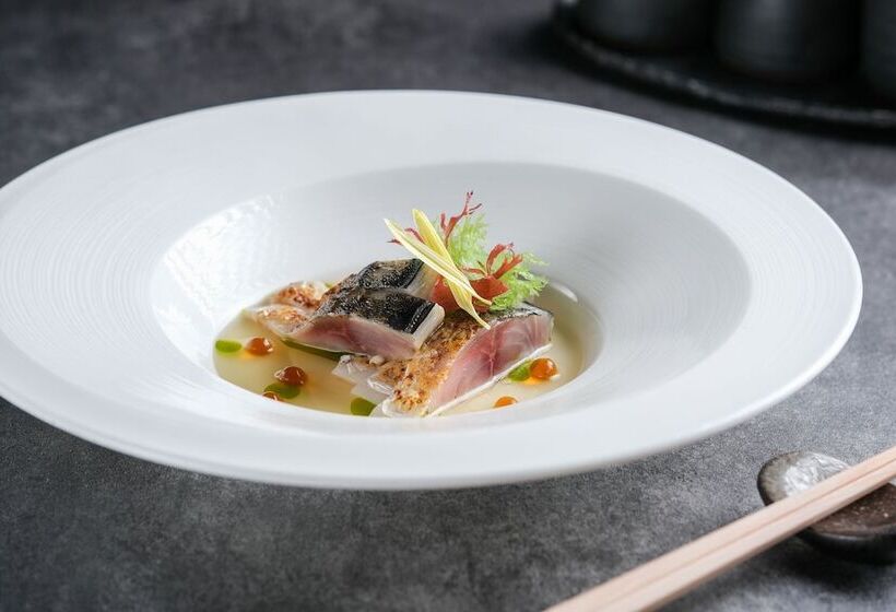 Sheraton Hong Kong Hotel & Towers