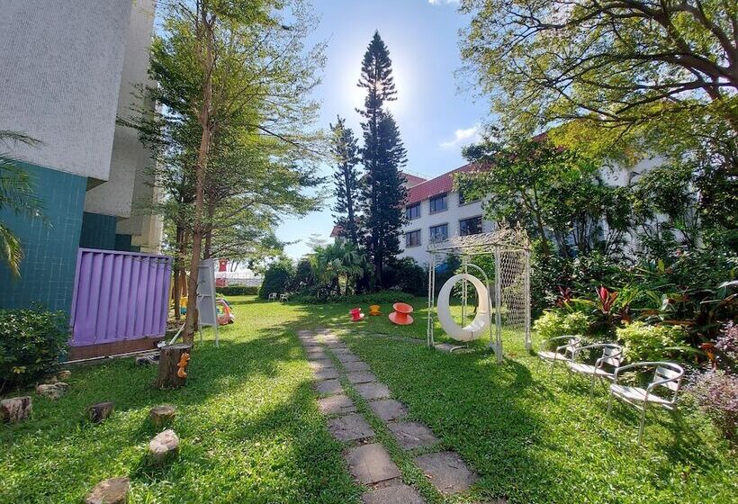 فندق Silvermine Beach Resort