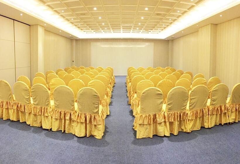 فندق Silvermine Beach Resort