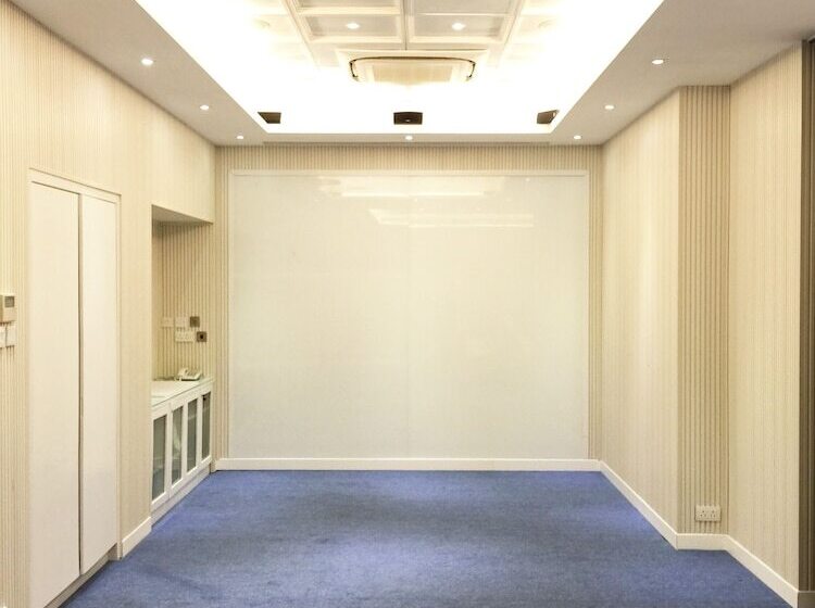 فندق Silvermine Beach Resort