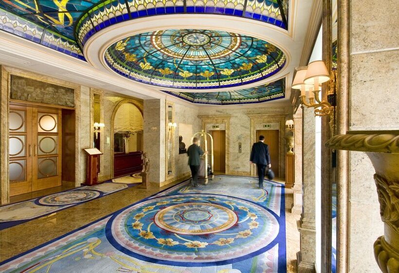 בית מלון כפרי Simplon