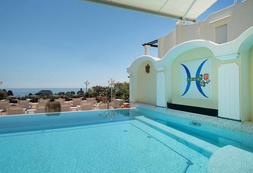 ホテル Sina Flora