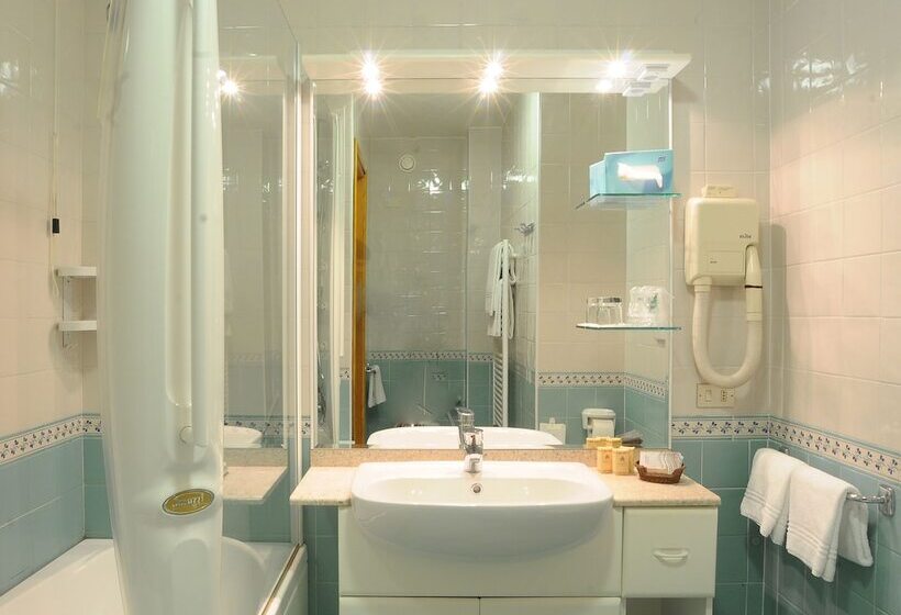 Sporthotel Europa Sul Lago