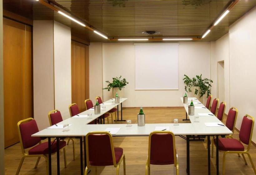 Starhotels Cristallo Palace