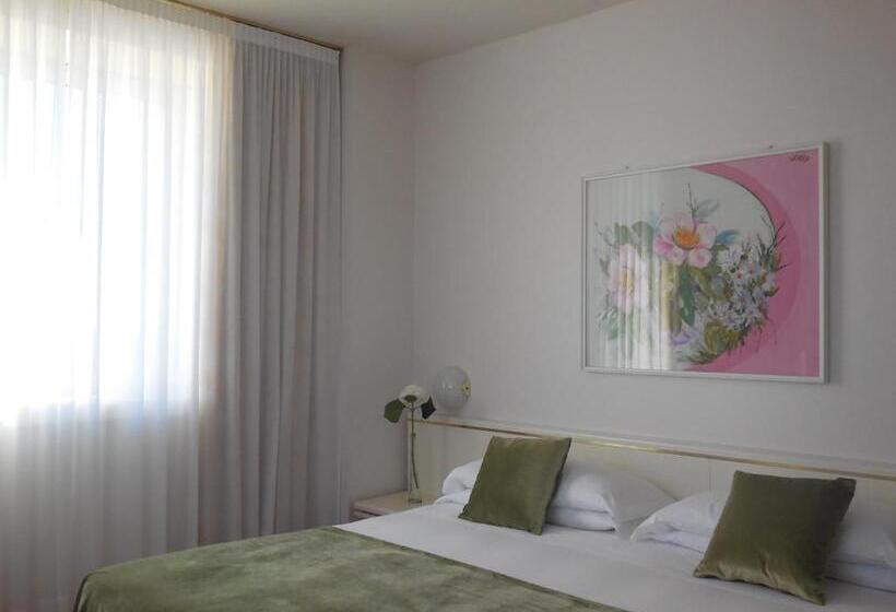 Starhotels Cristallo Palace