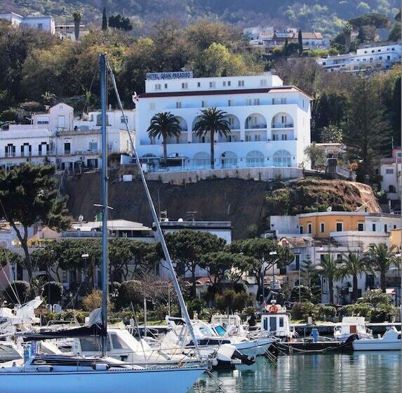 בית מלון כפרי Gran Paradiso