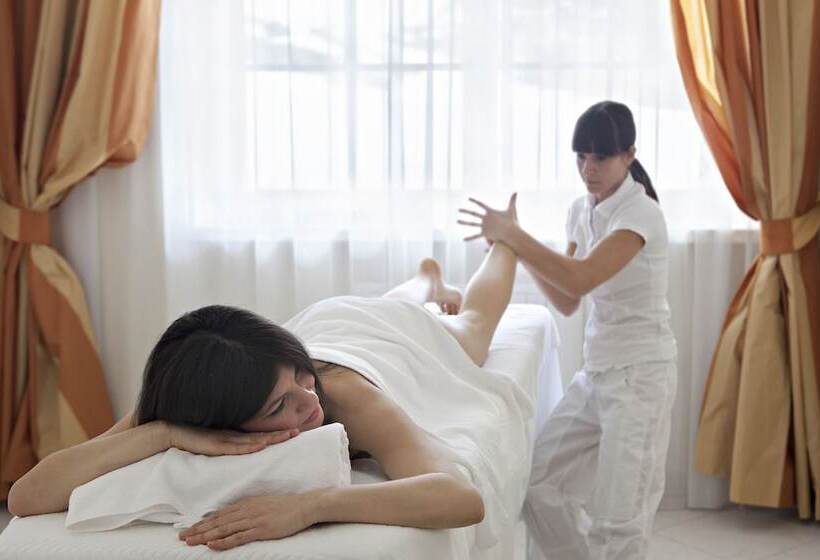 ホテル Th Corvara Greif