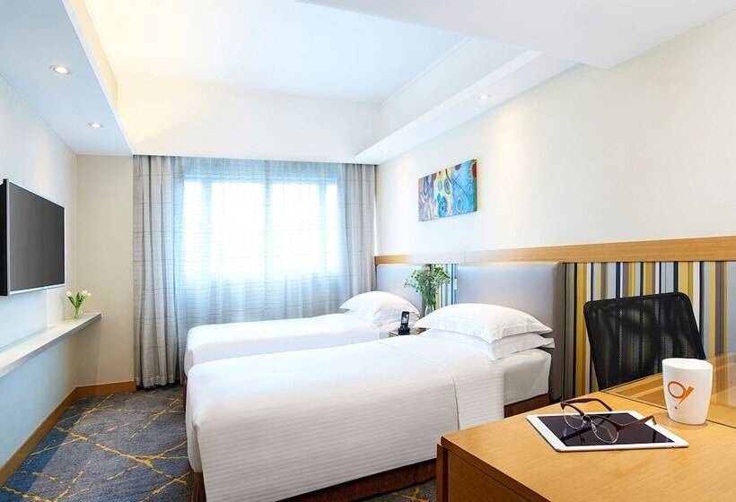 هتل The Cityview   Chinese Ymca Of Hong Kong