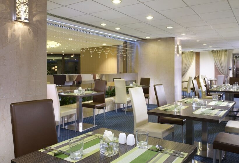 هتل The Harbourview   Chinese Ymca Of Hong Kong